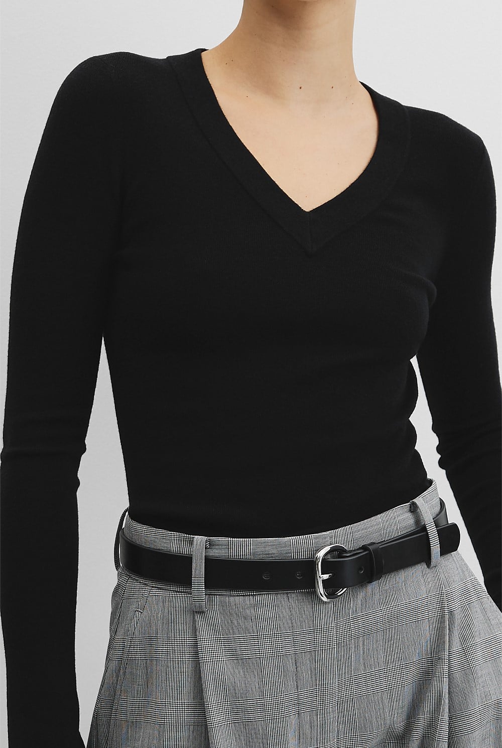Wool Silk V-Neck Neck