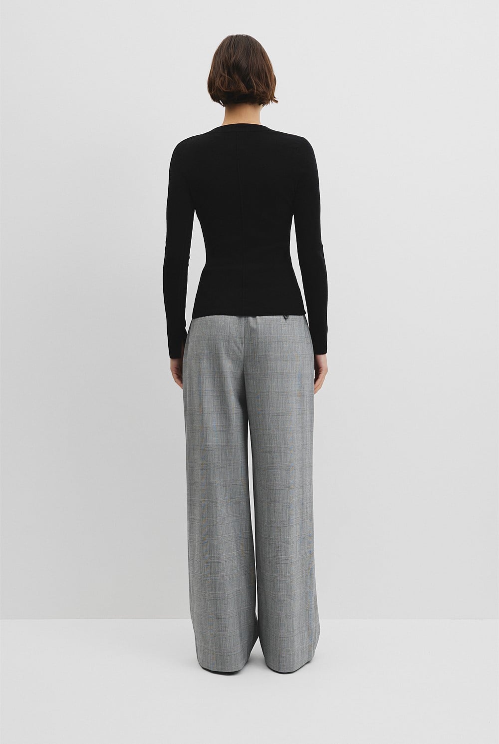 Wool Silk V-Neck Neck