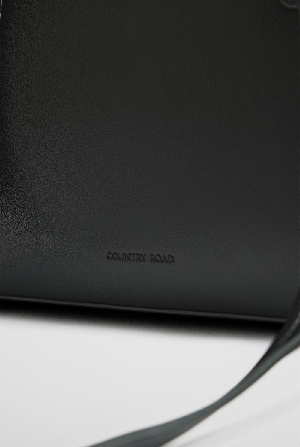 Curve Shoulder Bag