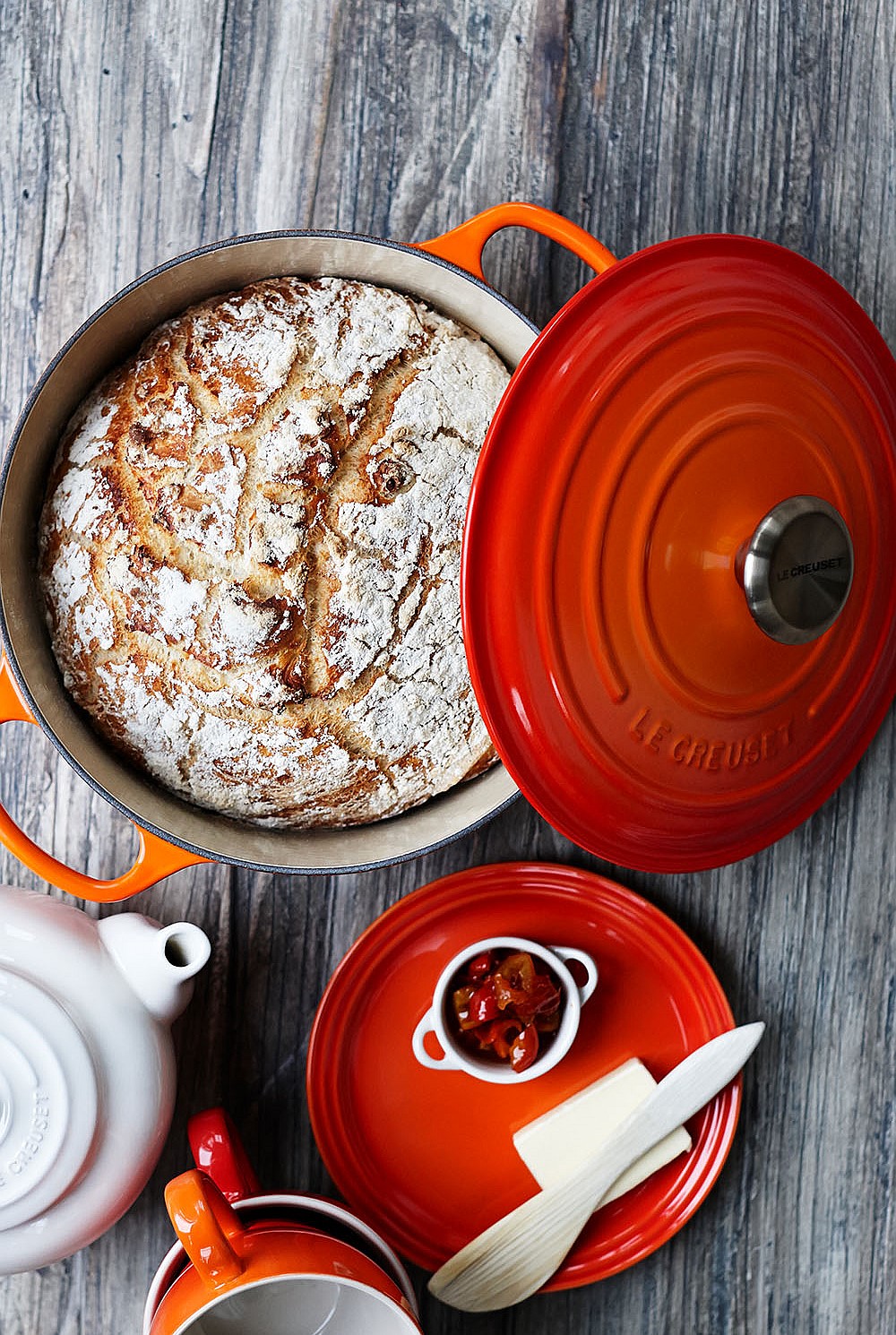 Signature Cast Iron Round Casserole 28cm