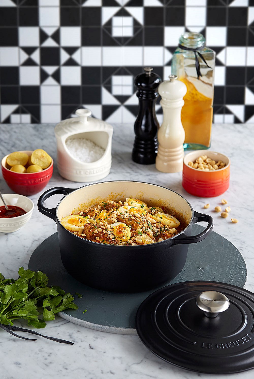 Signature Cast Iron Round Casserole 20cm