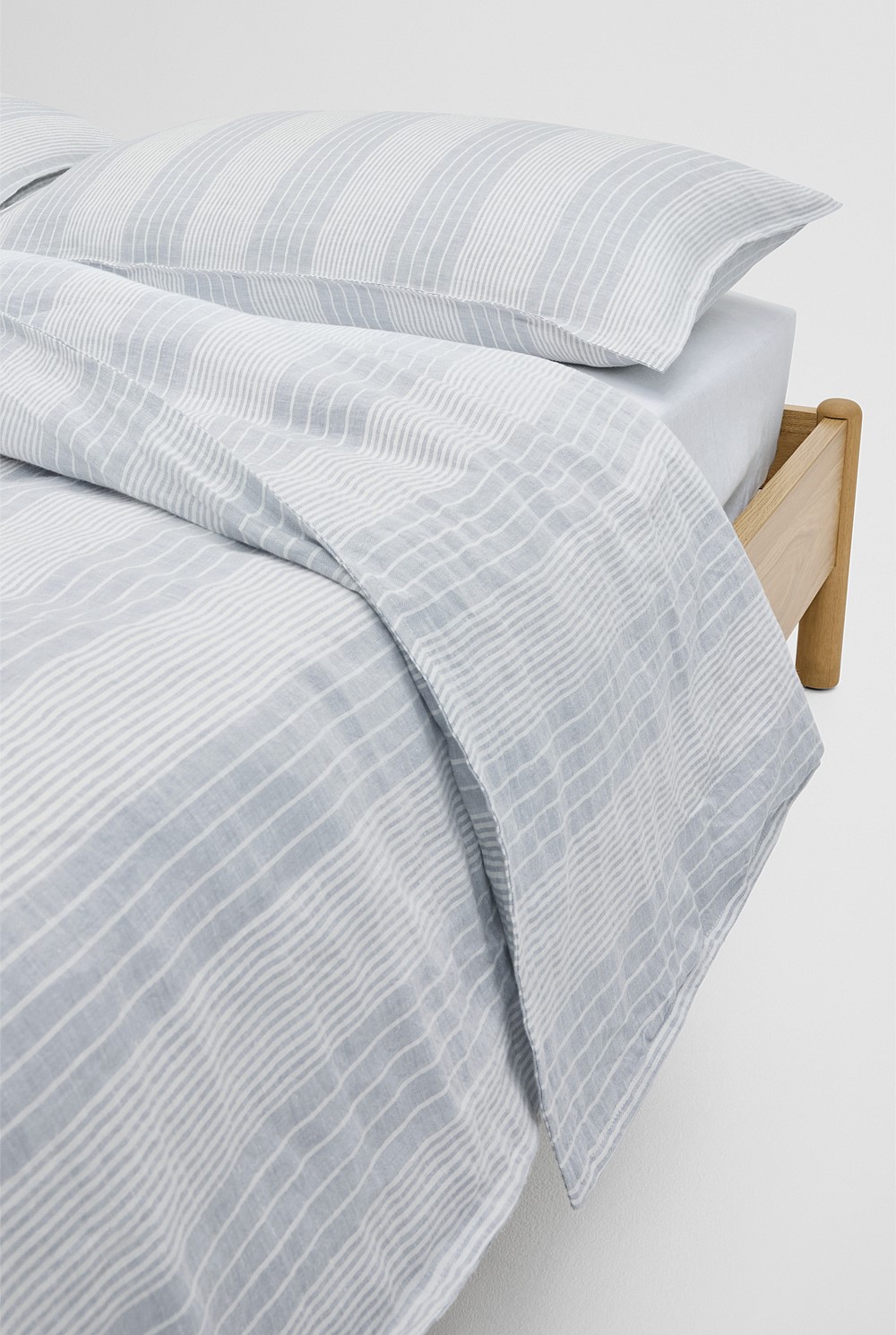 Skye Linen Queen Quilt Cover