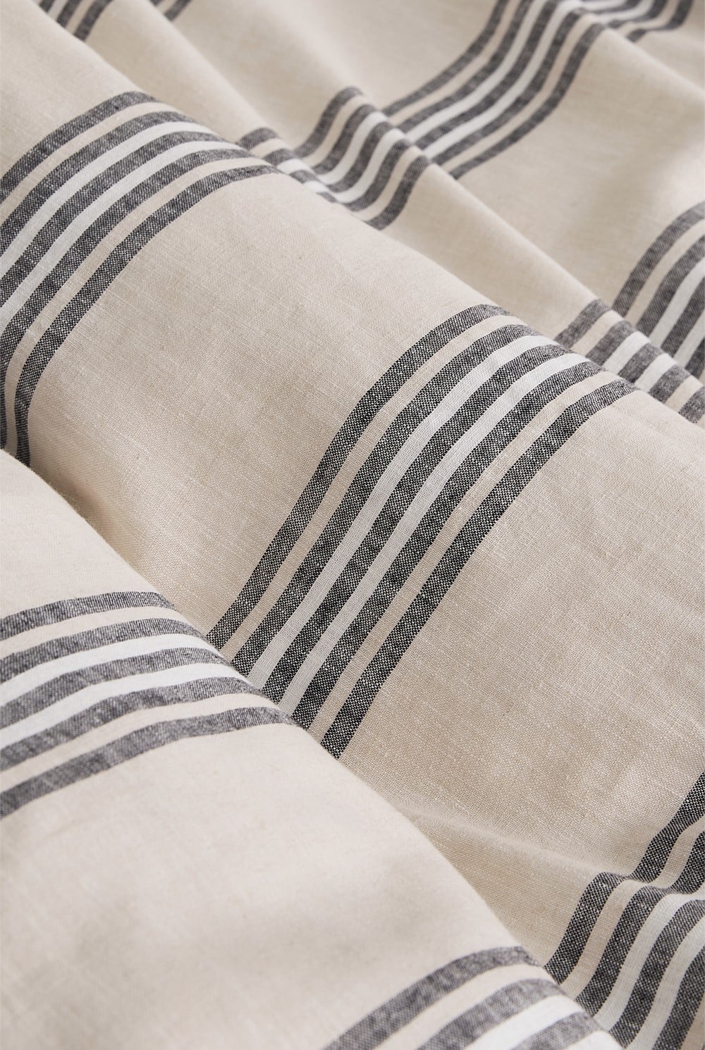 Riley Queen Quilt Cover