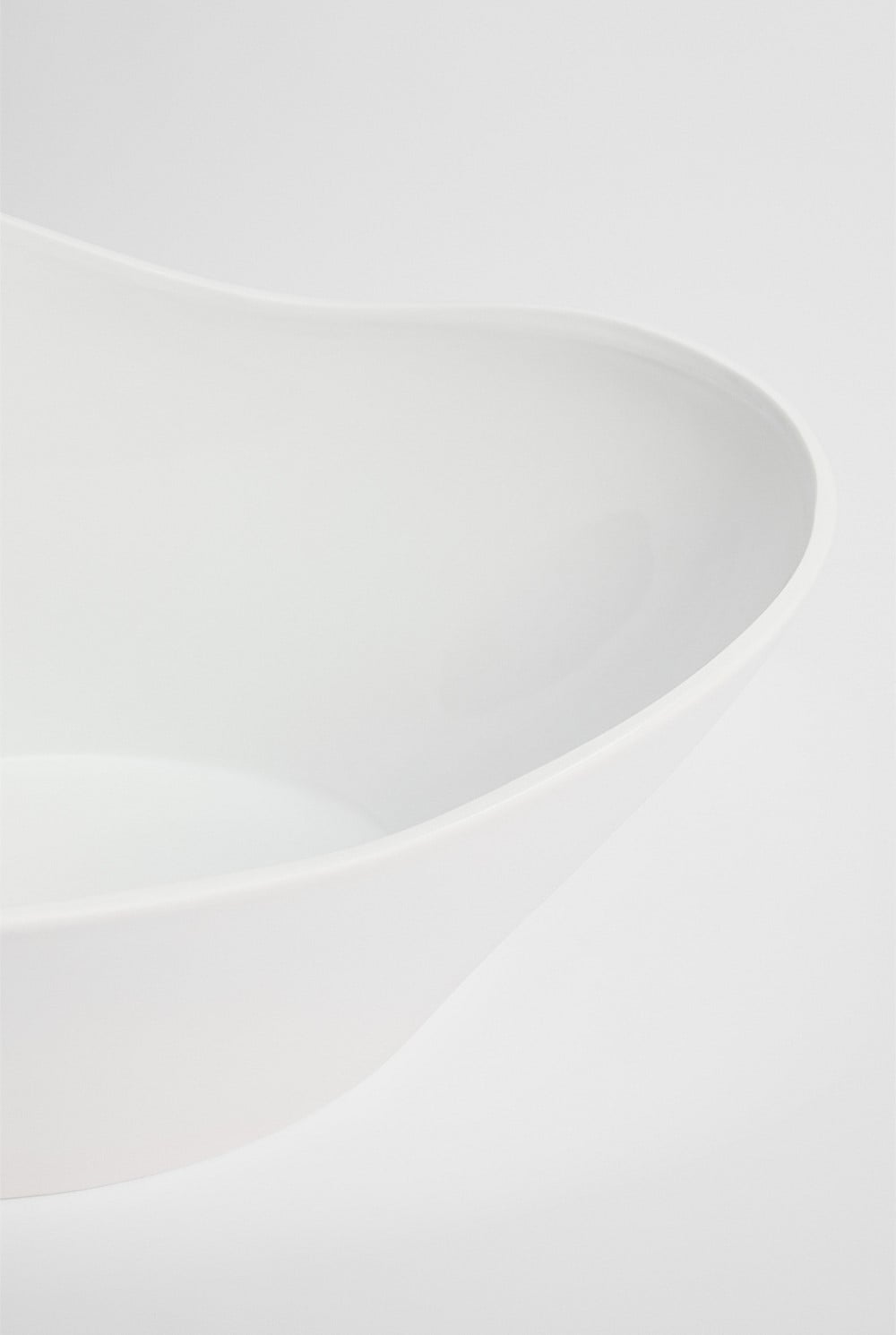 Pela Porcelain Decoration Bowl