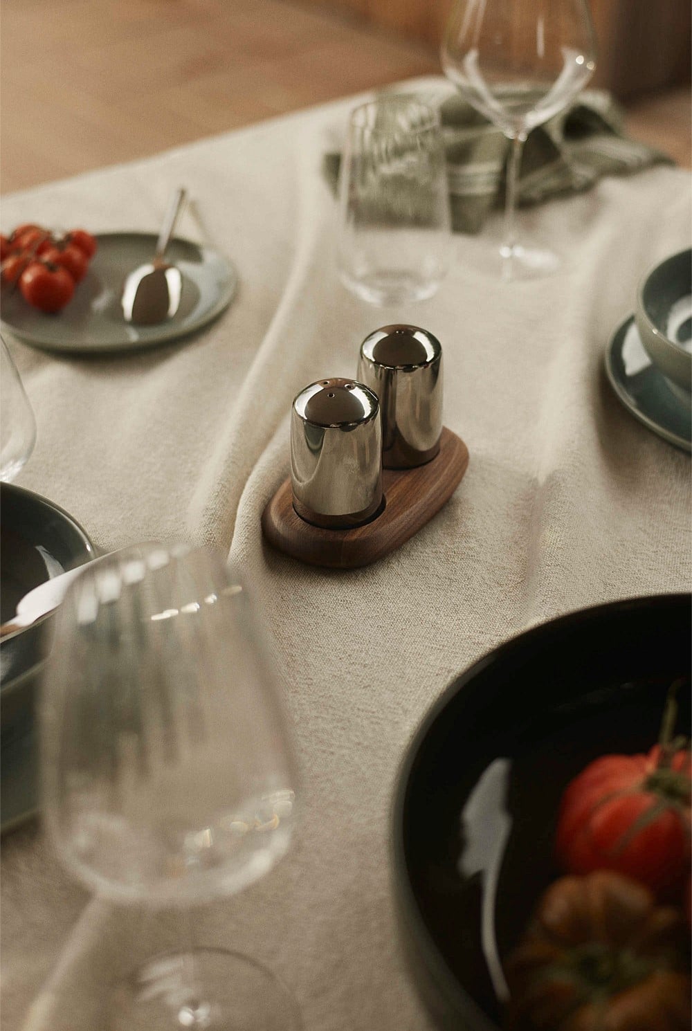Polly Salt & Pepper Shaker Set