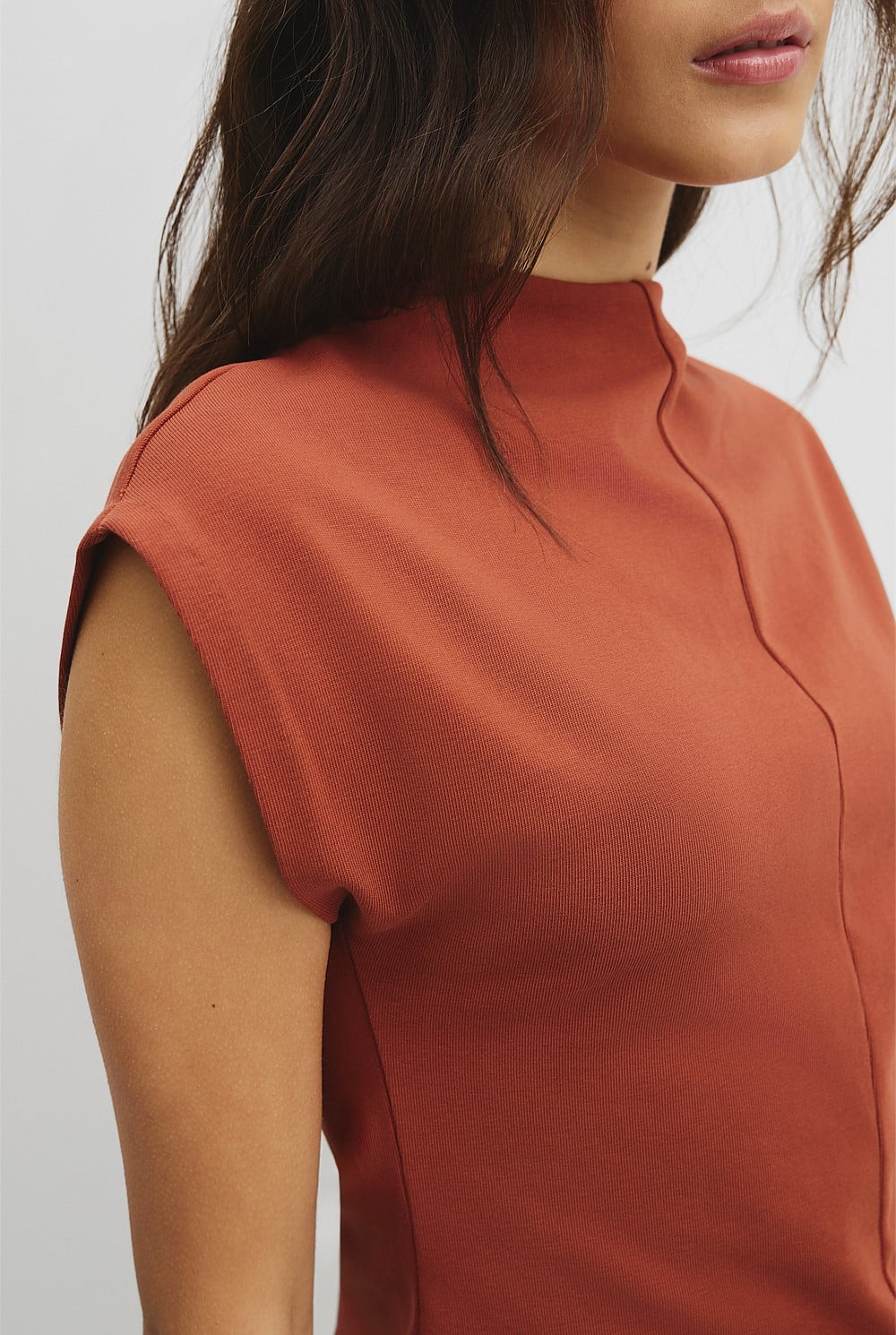 Extend Shoulder Top