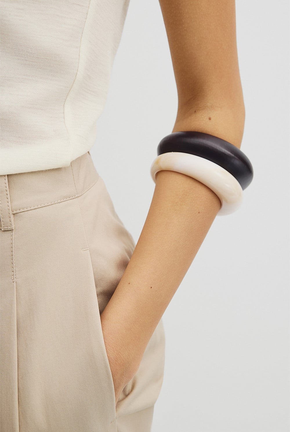 Pia Bangle Set of 2
