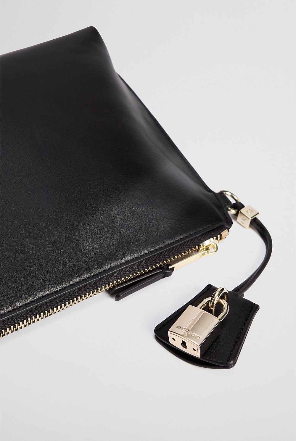 Country Road Lock Pouch