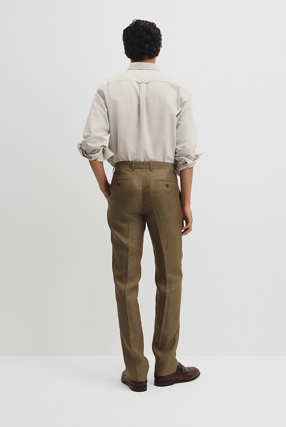 Regular Fit Tapered Linen Pant