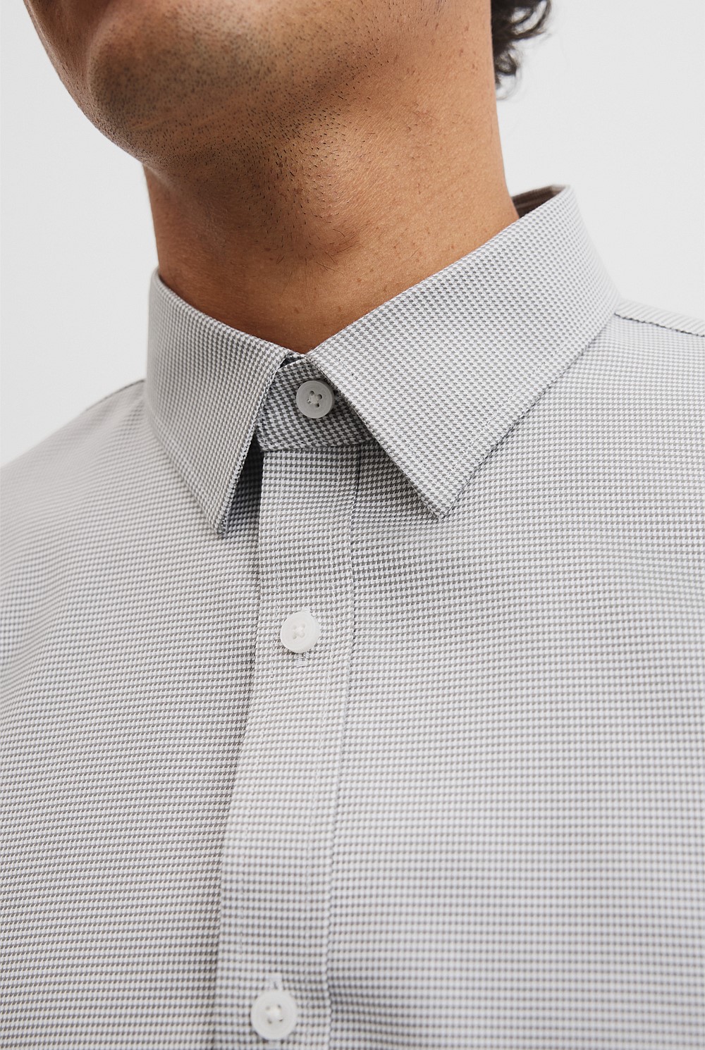 Slim Micro Houndstooth Travel Shirt