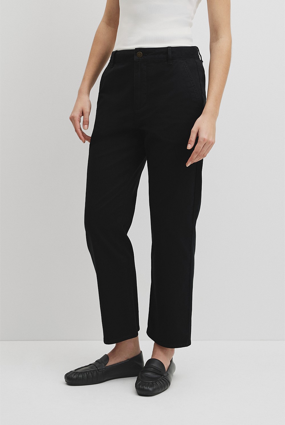 Classic Slim Chino