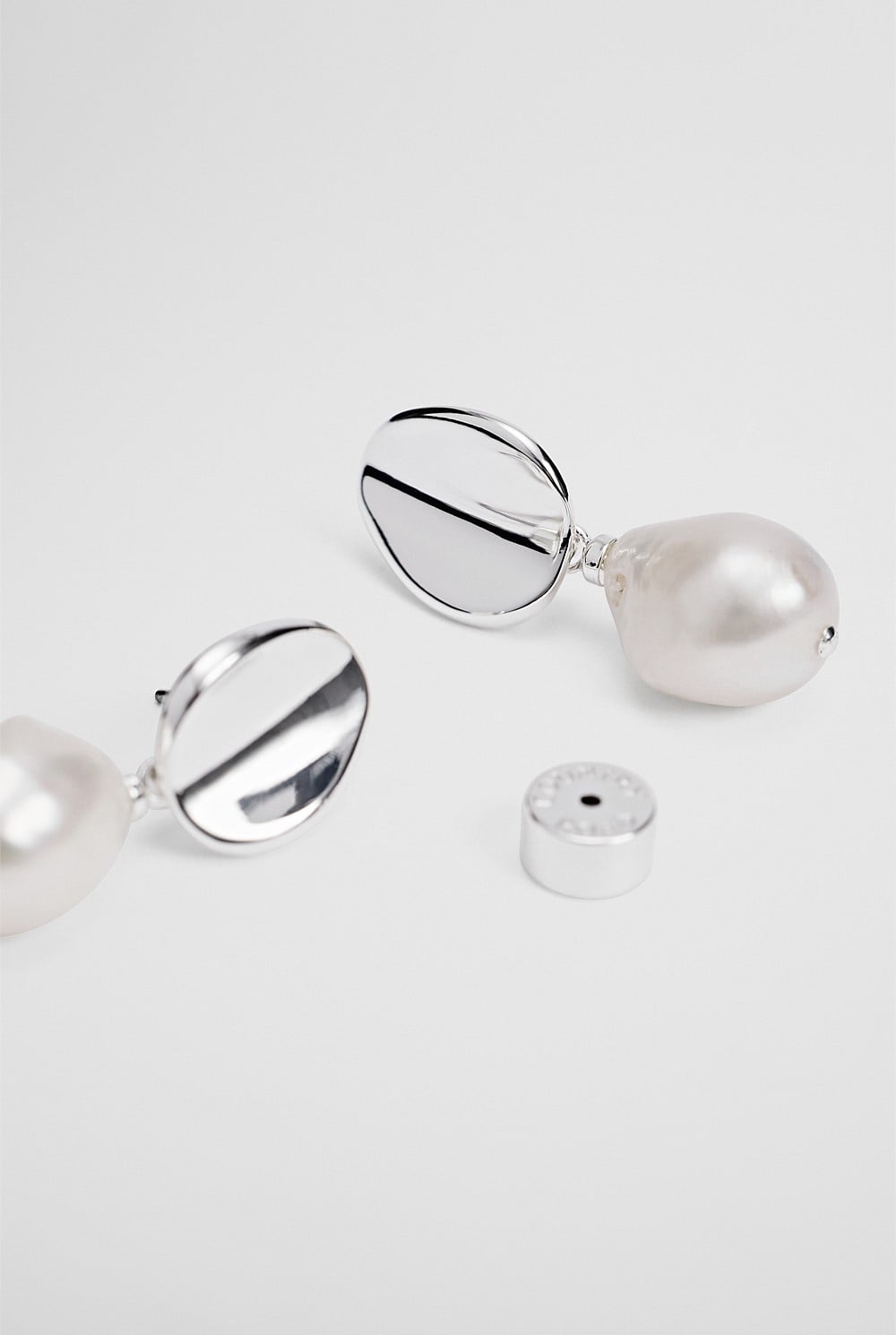 Ada Drop Stud Earring