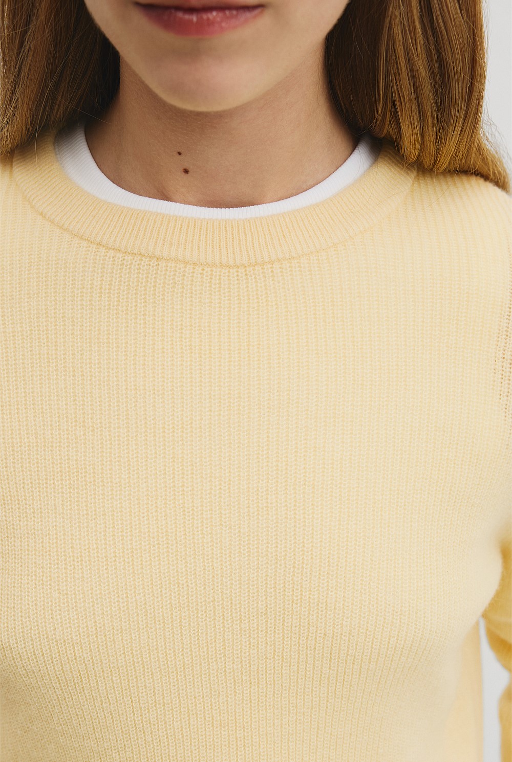 Lightweight Crew Neck Knit