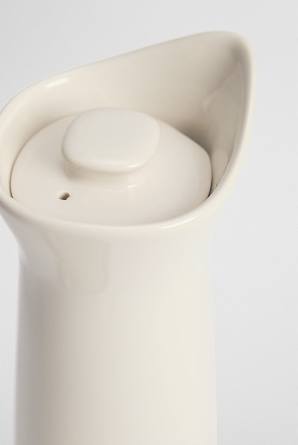 Vara Large Oil Pourer