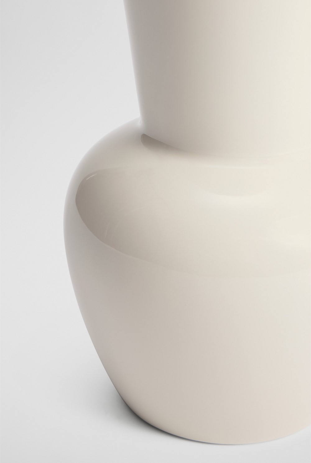Vicki Medium Stoneware Vase