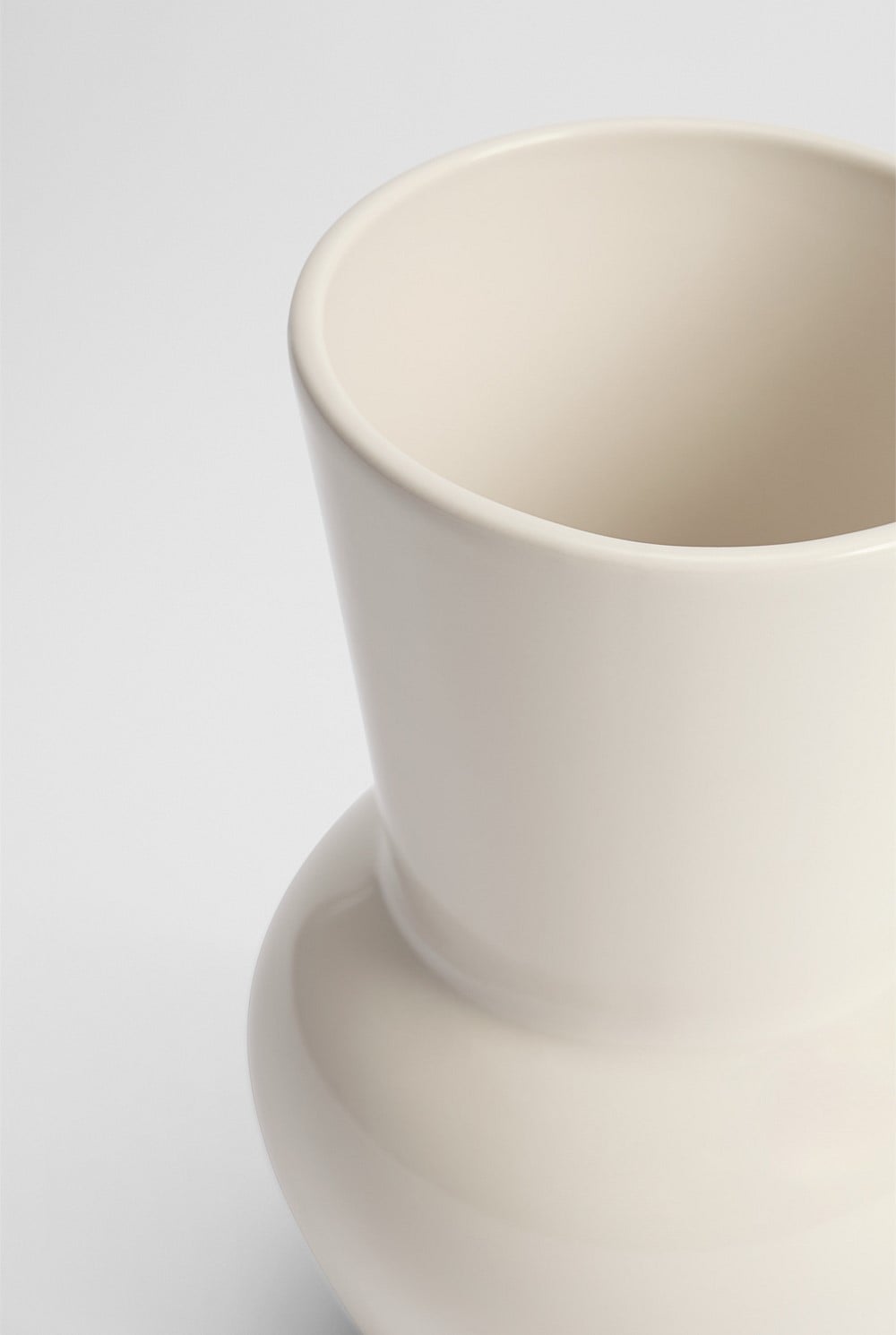 Vicki Small Stoneware Vase