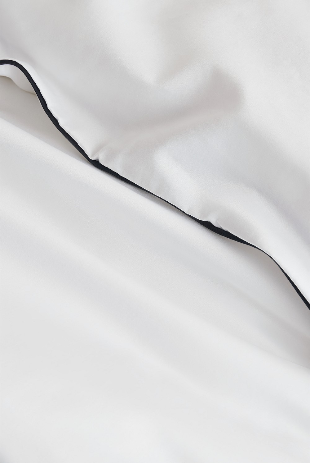 Dita King Quilt Cover