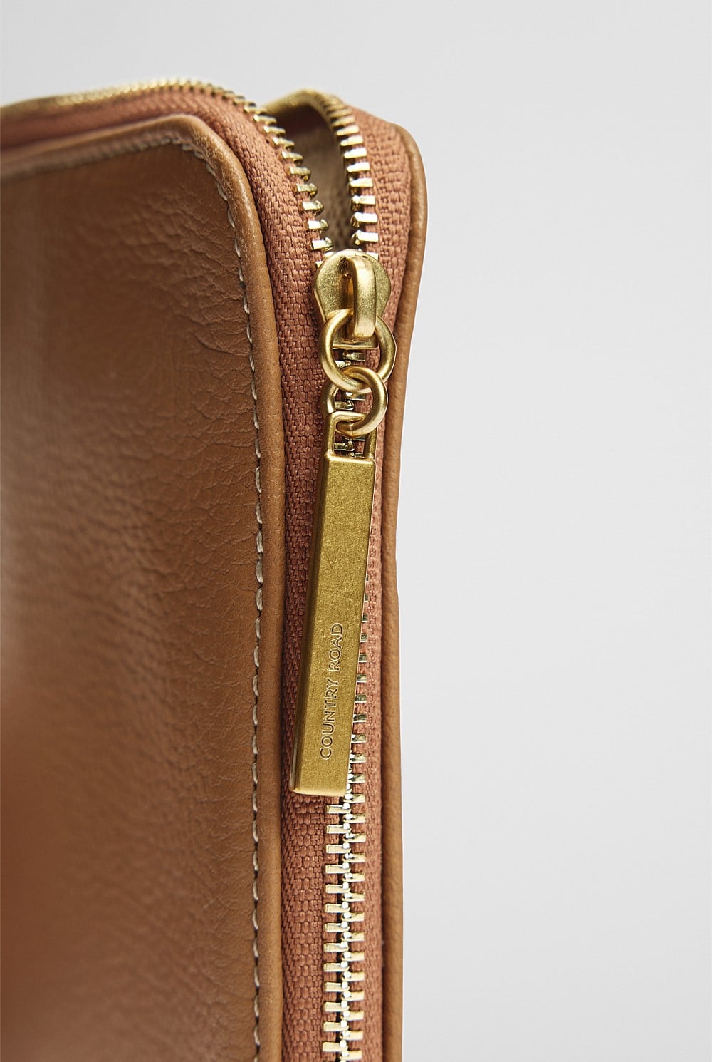 Billie Leather Pouch