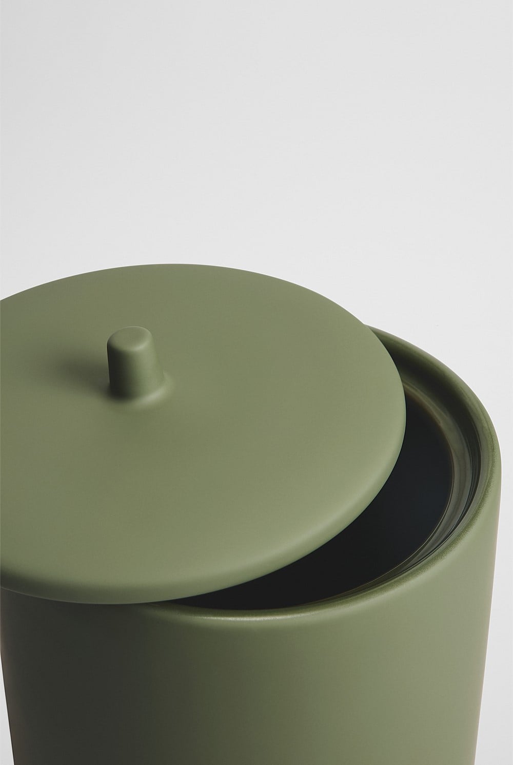 Alora Roll Holder