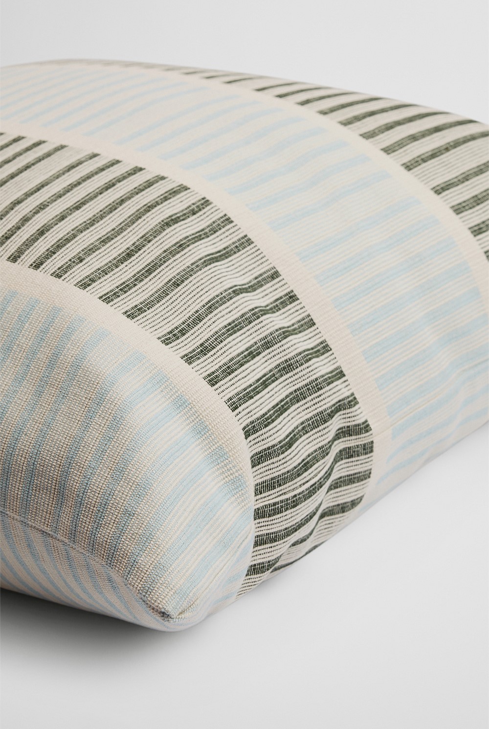 Thespina 60x60 Cushion