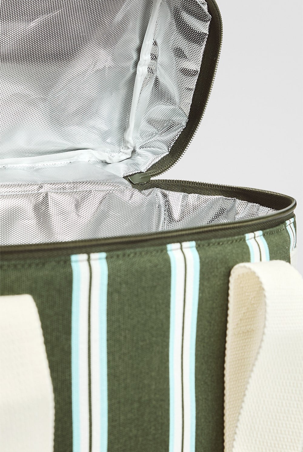 Bay Medium Cooler Bag