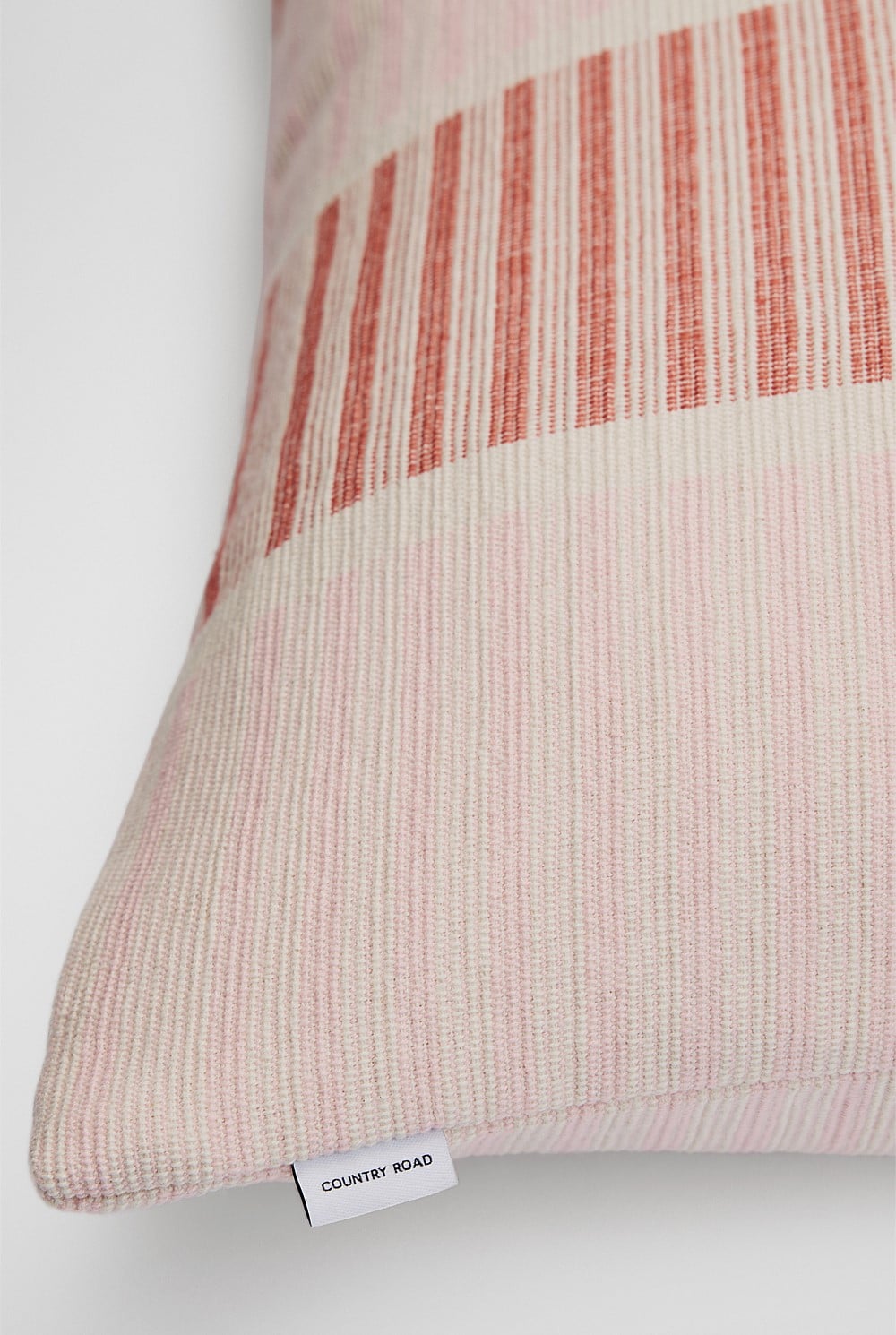 Thespina 60x60 Cushion