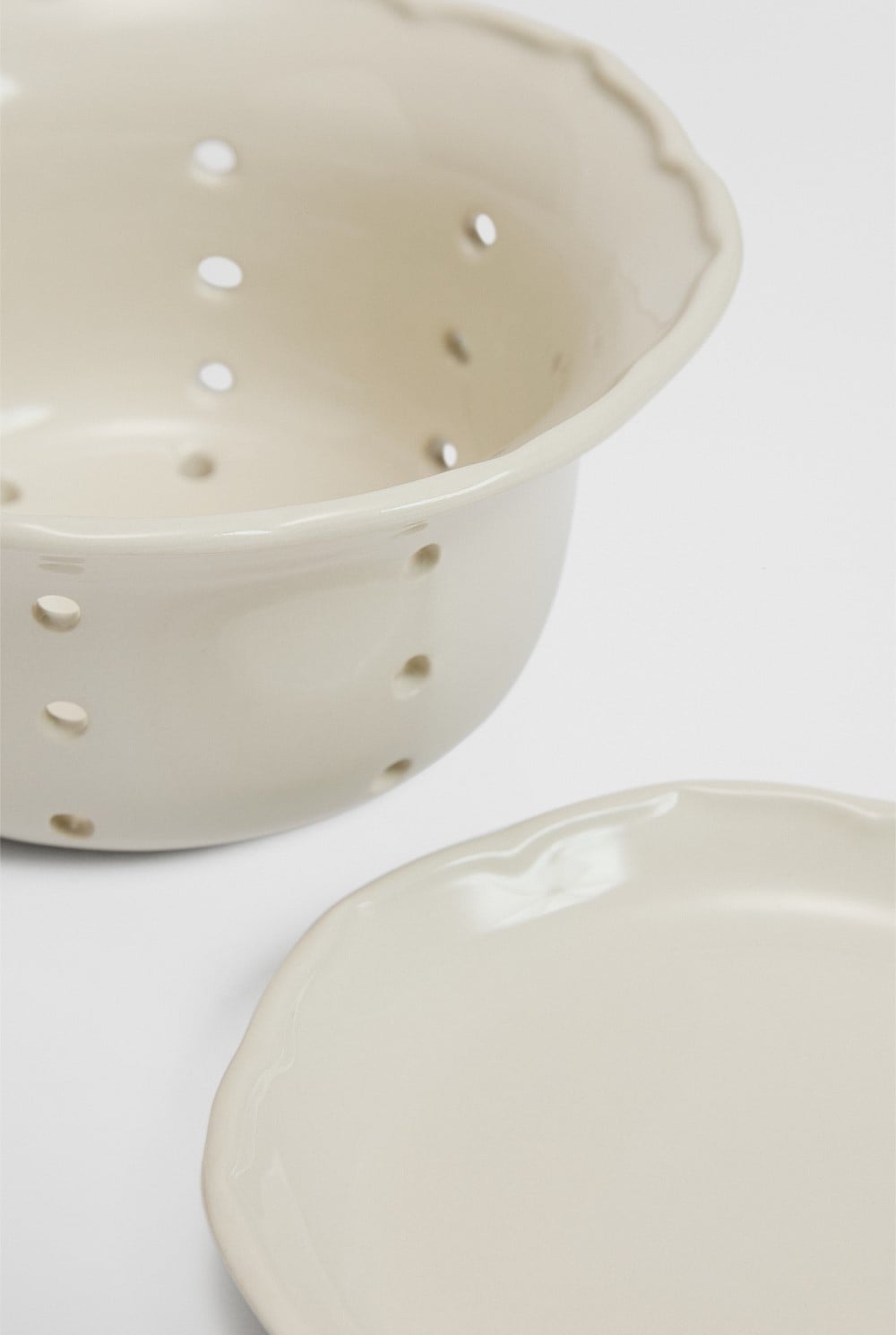 Luna Berry Bowl and Dish