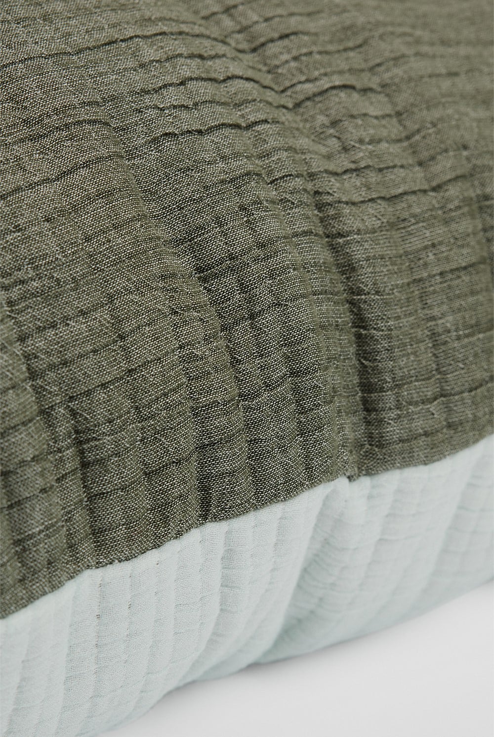 Thea 40x80 Cushion