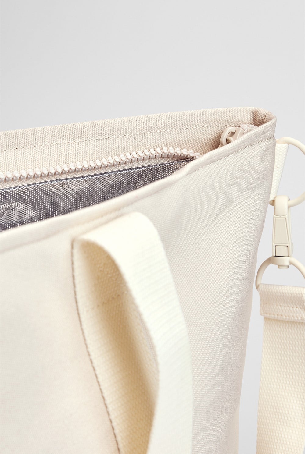 Bay Cooler Tote
