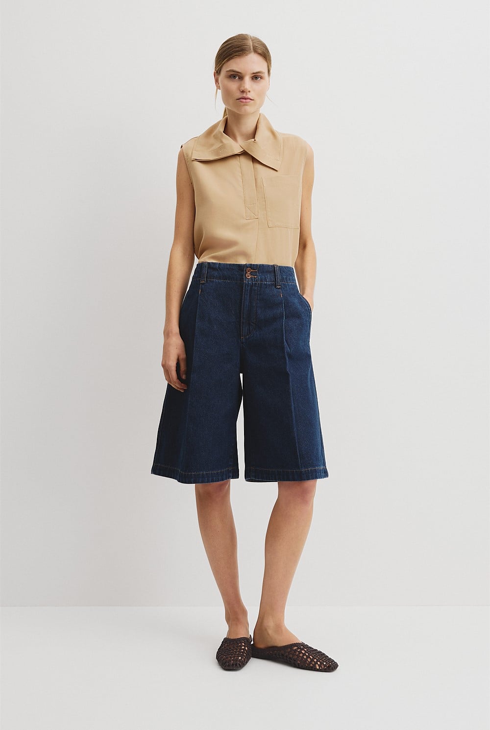 Funnel Neck Tank