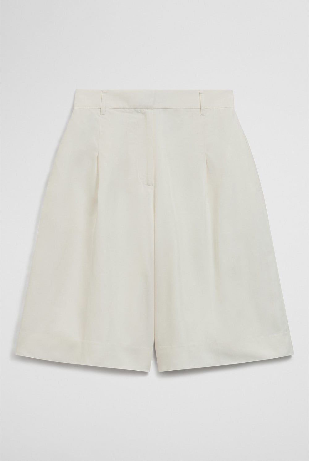 Crepe Bermuda Short