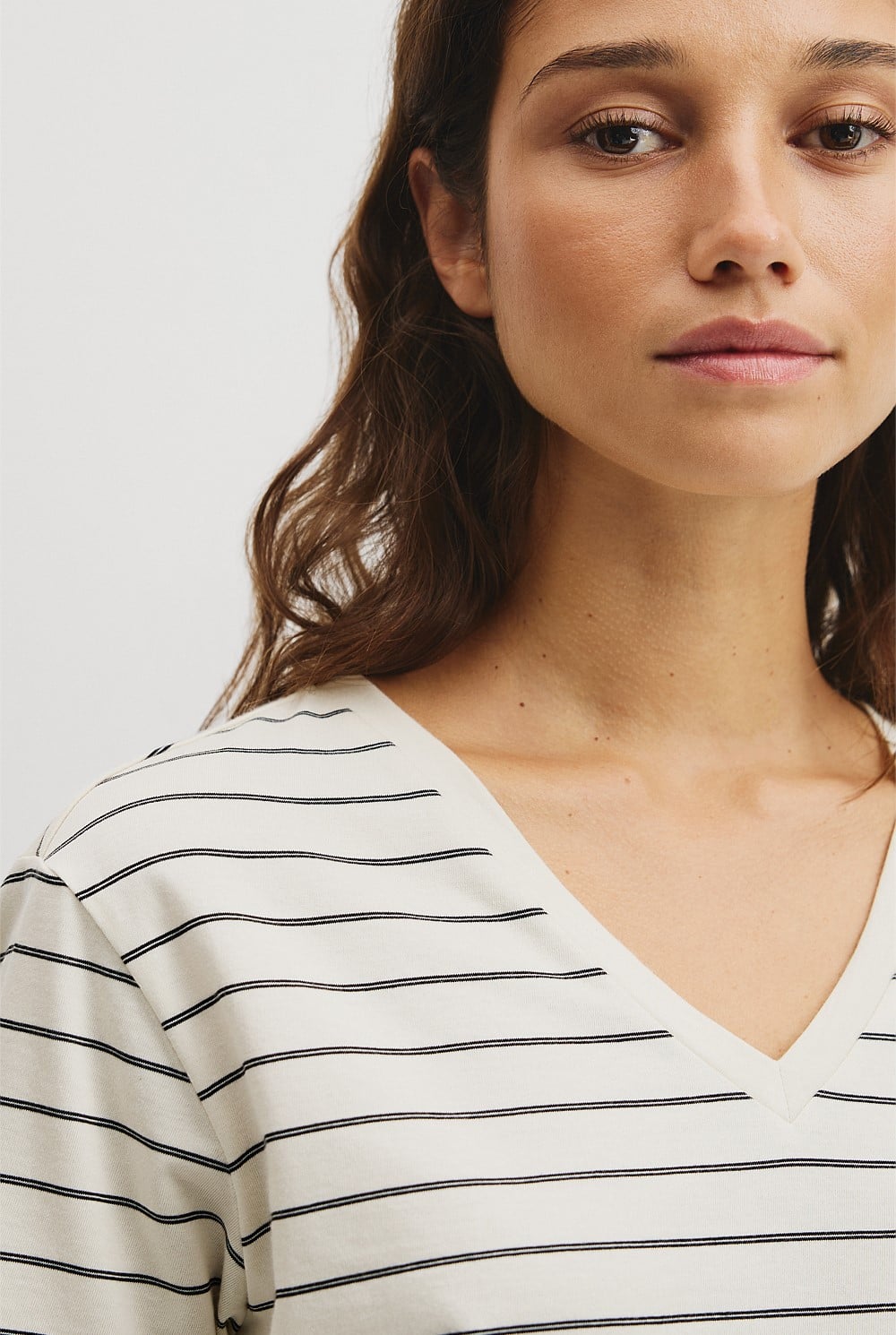 Australian Cotton Stripe V-Neck Neck T-Shirt
