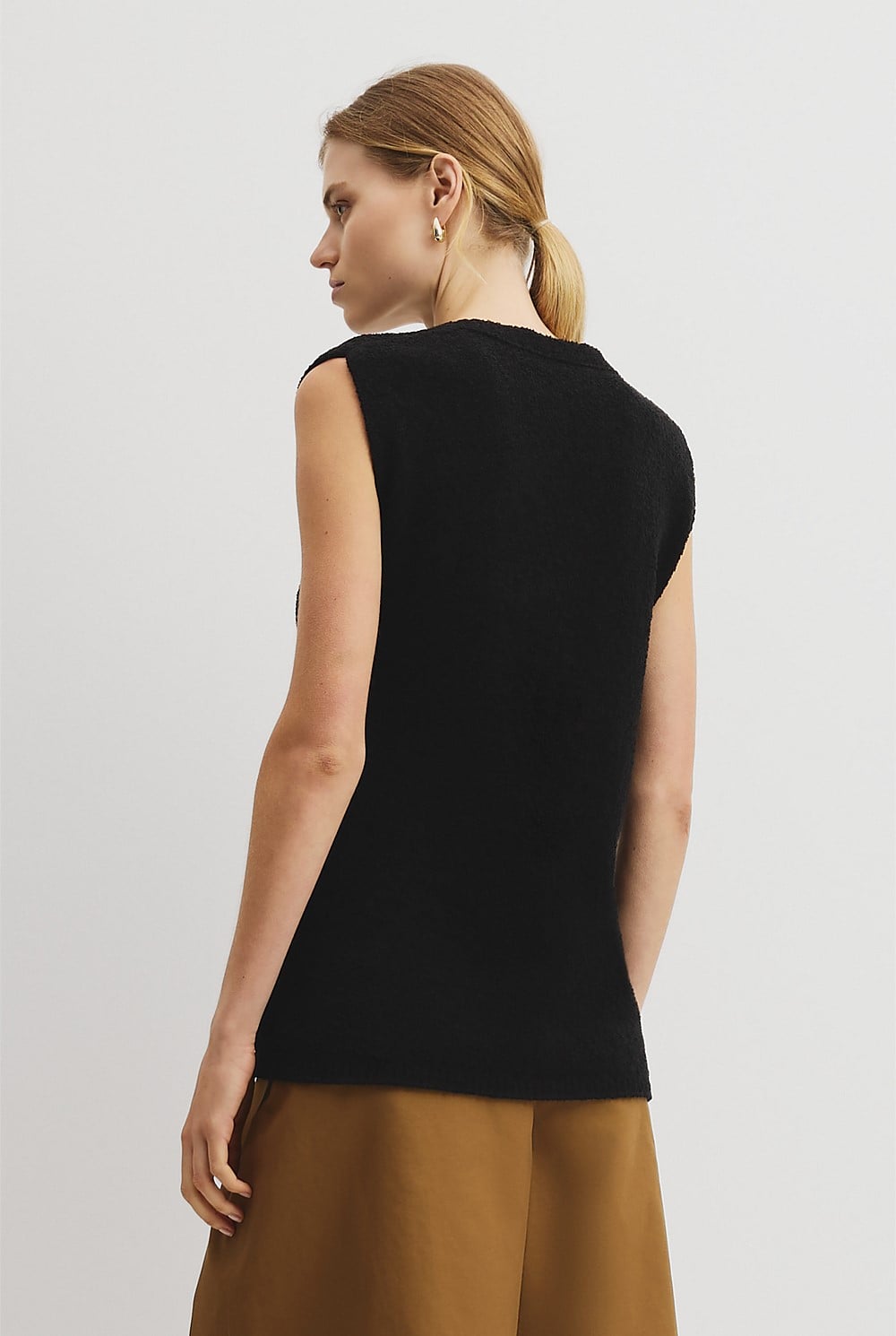 Compact Boucle Vest