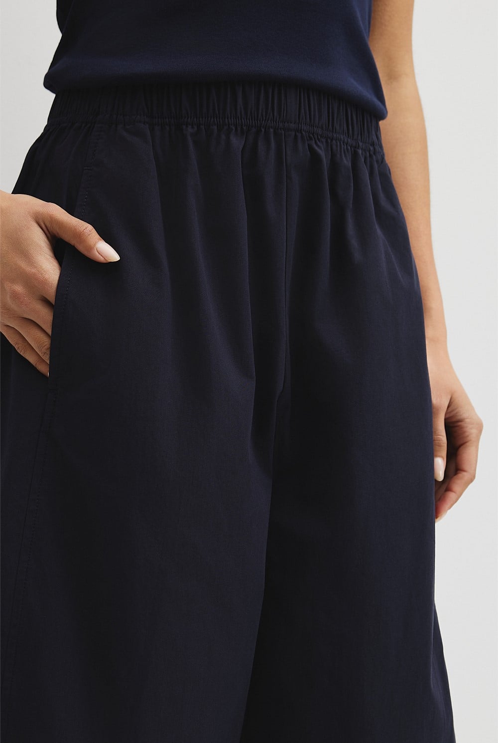 Pull On Curve Pant