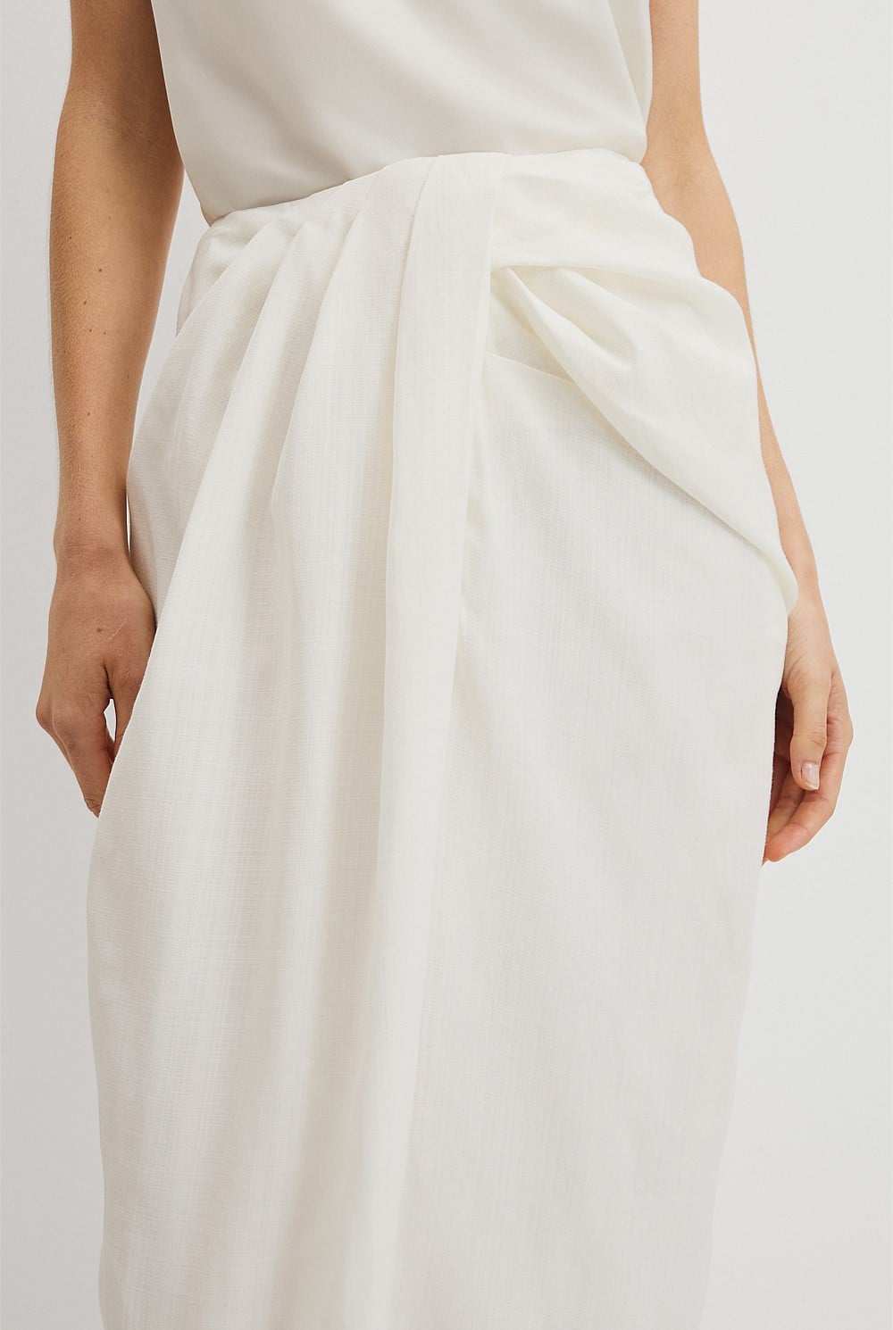 Knot Detail Midi Skirt