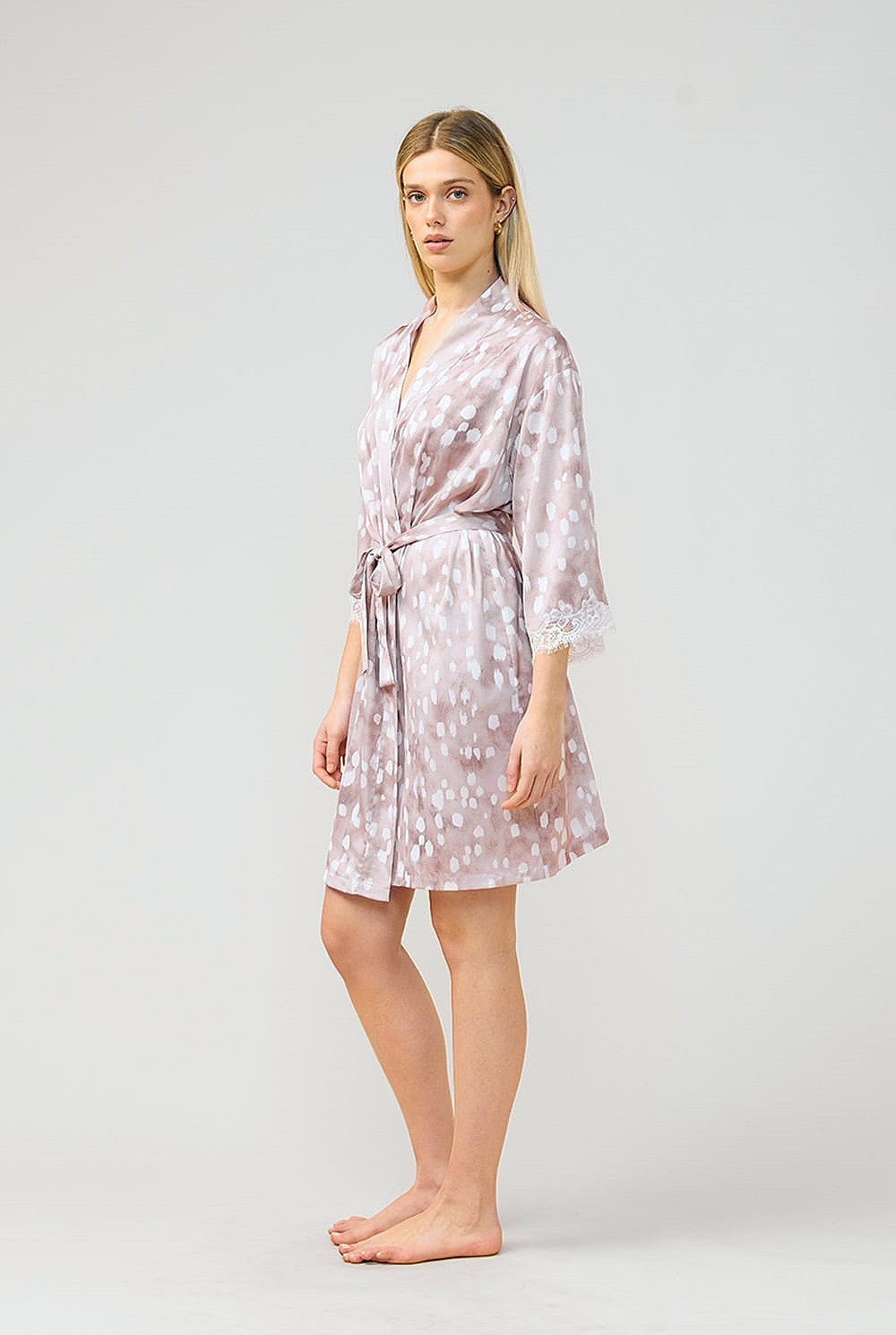 Hadley Brown Spot Robe