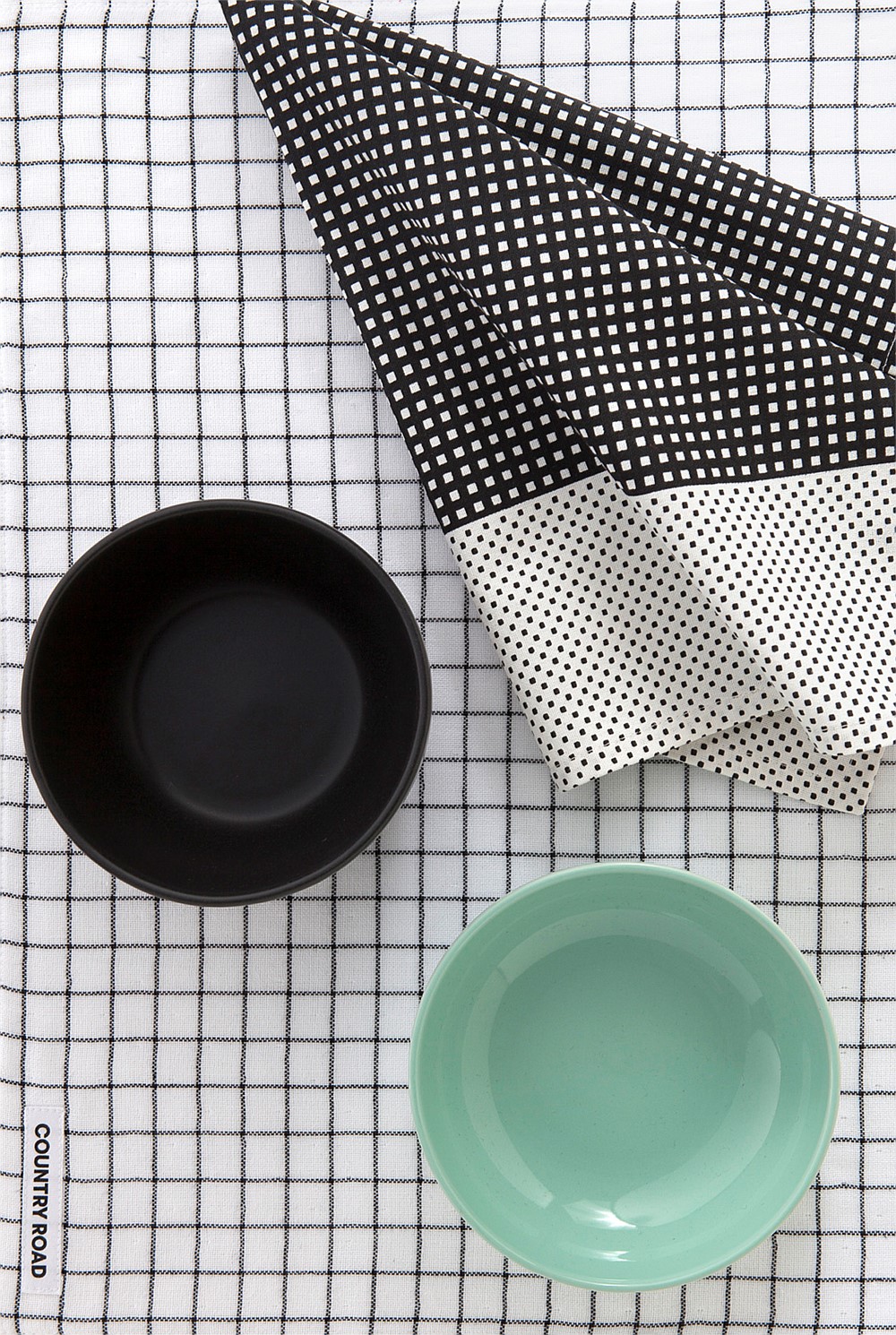 Tam Medium Dip Bowl