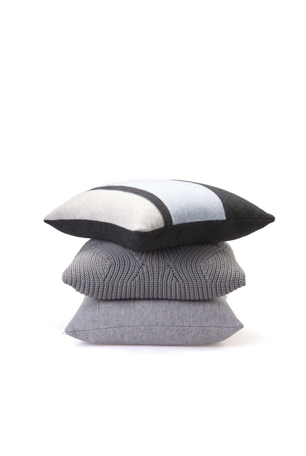 Agdal Cushion
