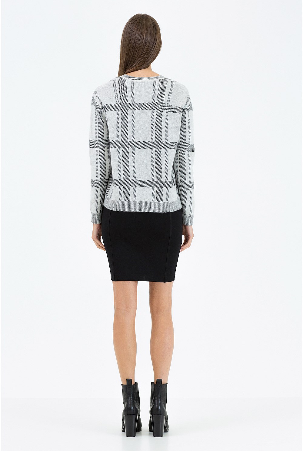 Brushed Check V-Neck Knit