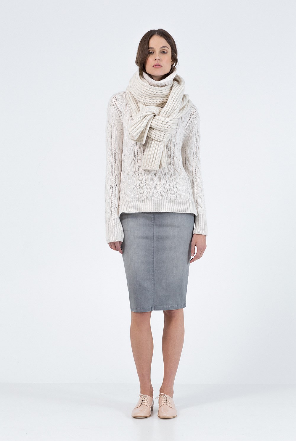 Cable Roll Neck Knit