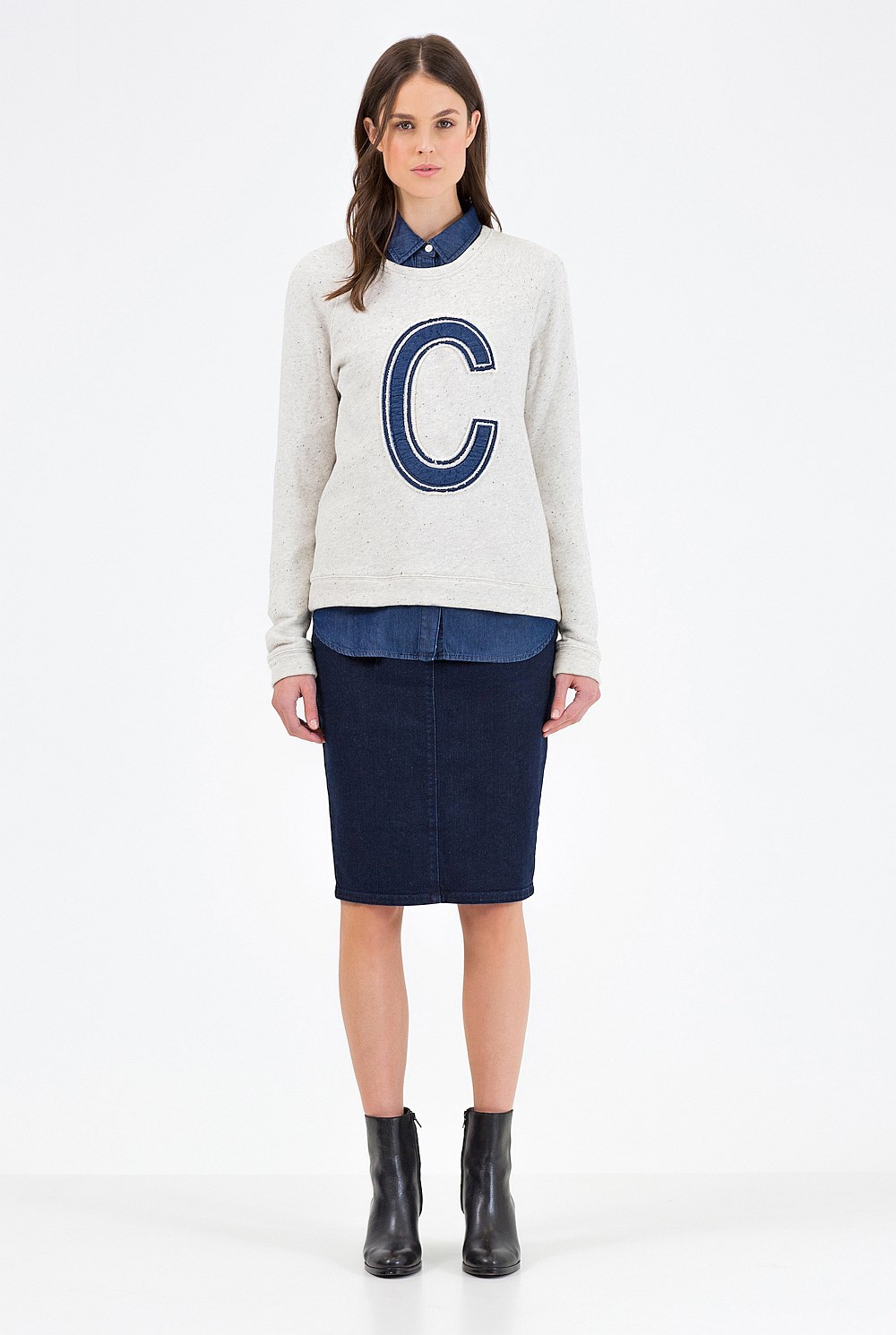 Patched Logo Sweat Knit