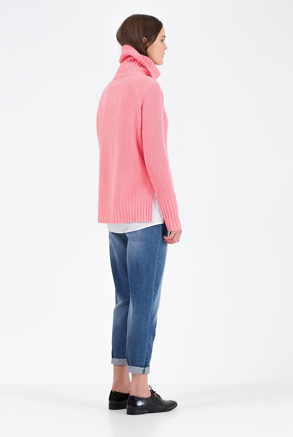 Roll Neck Slim Knit