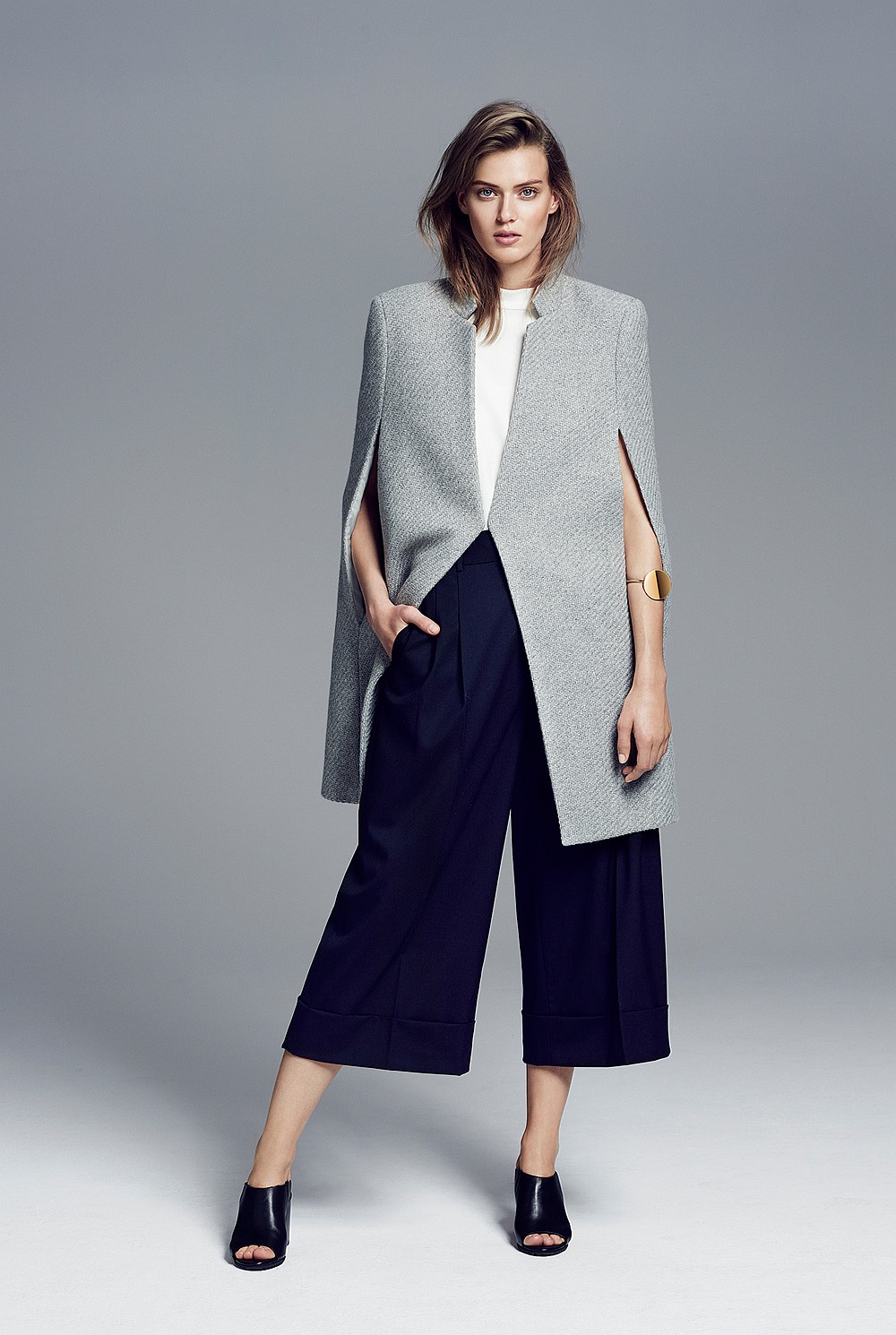 Detailed Cape