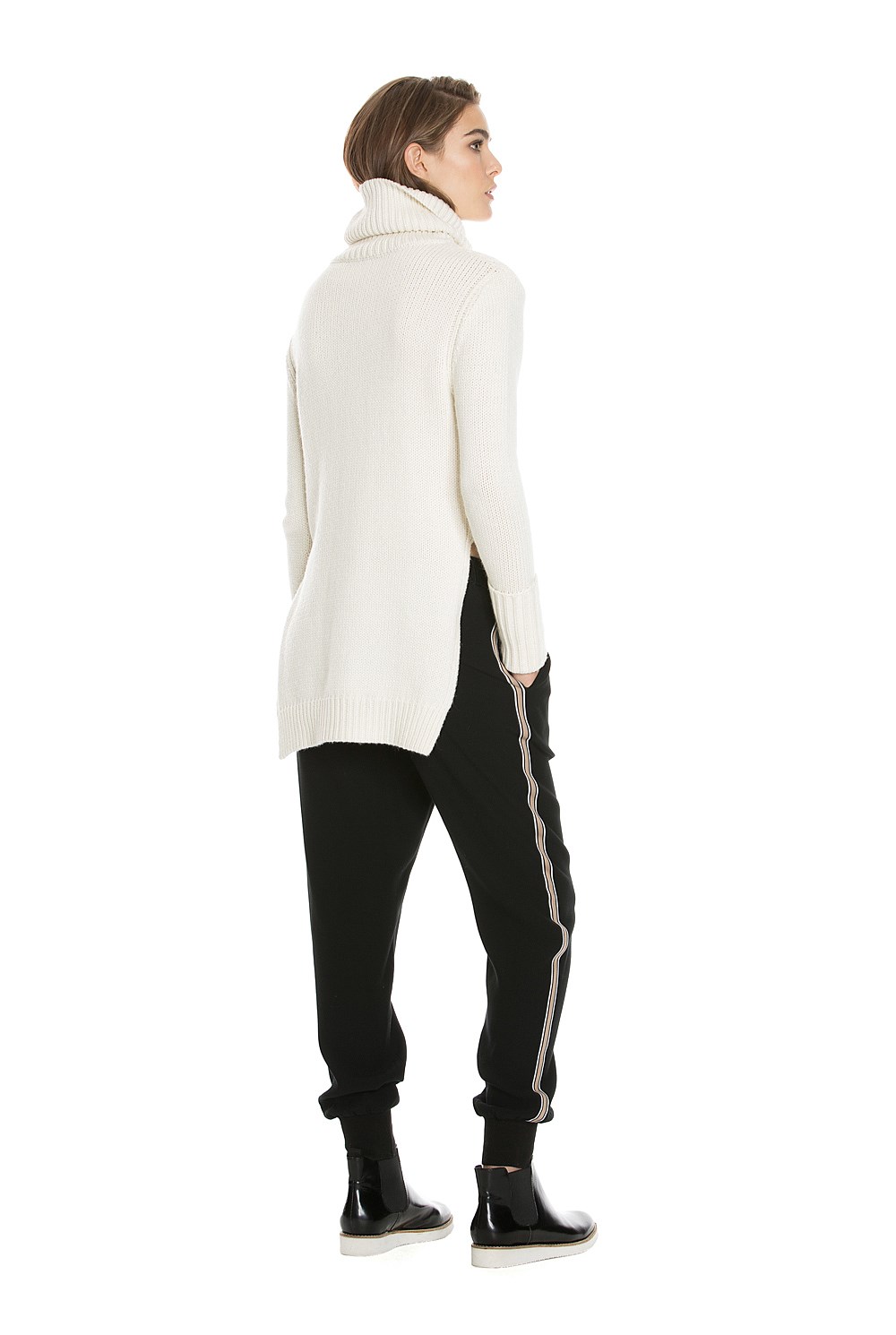 Roll-Neck Knit