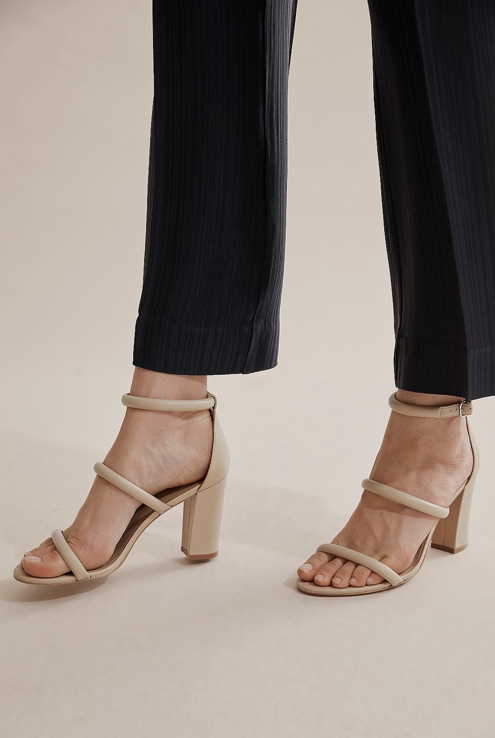 Alba Heel
