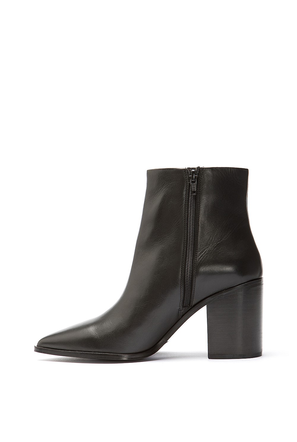 Adriana Boot
