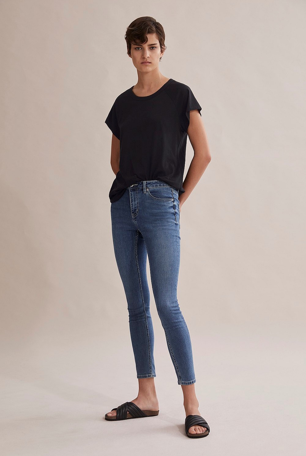 Basic T-Shirt