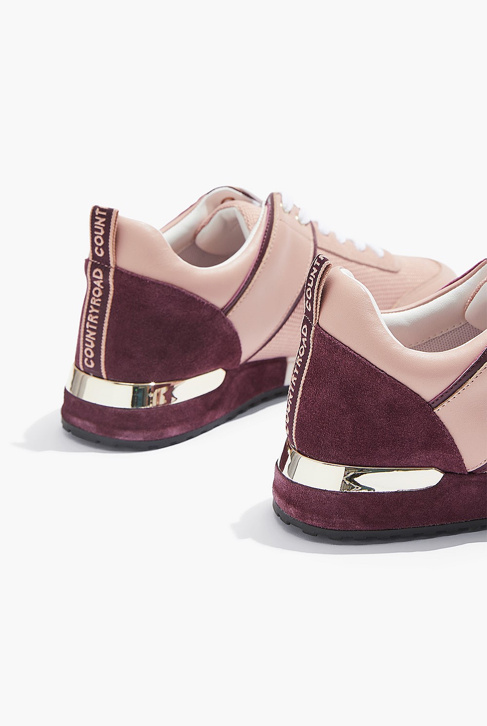 Billie Sneaker