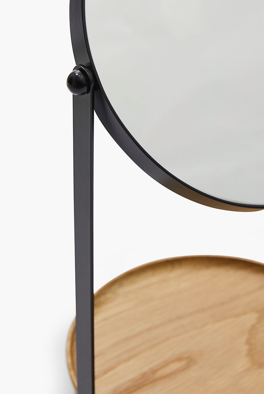 Kye Mirror