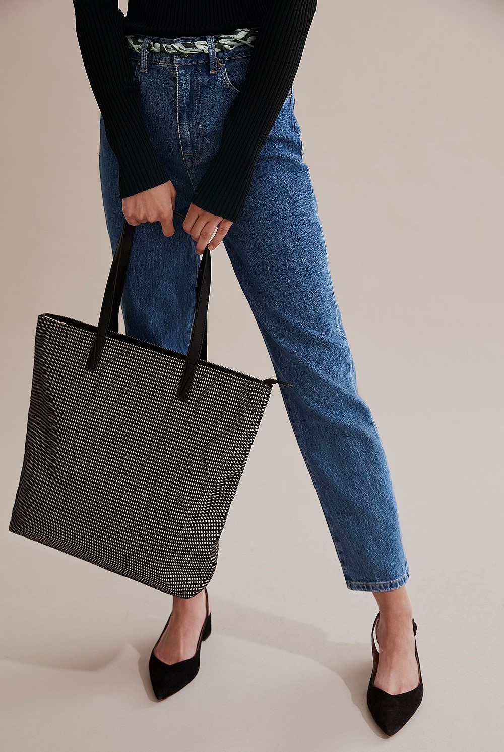 Textured Shopper